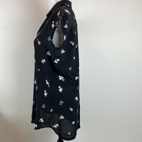 Golden Goose 100%silk sleeveless blouse in size S - Picture 3 of 10